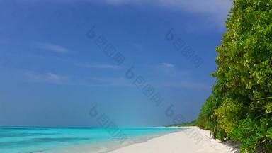 空自然完美的度假胜地海滩假期蓝色的环礁湖白色沙子背景度假胜地